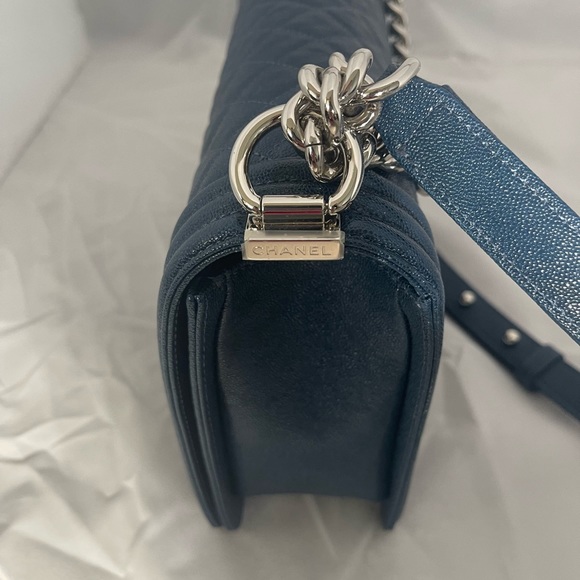 CHANEL 19B Medium Blue Caviar Boy Bag - Picture 11 of 12